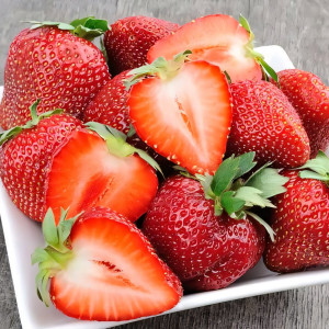 Клубника (крупная Клубника) Богота 5 шт. в упаковке